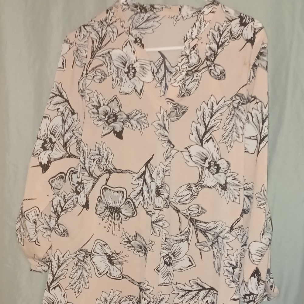 Shirt - Picture 2 of 3